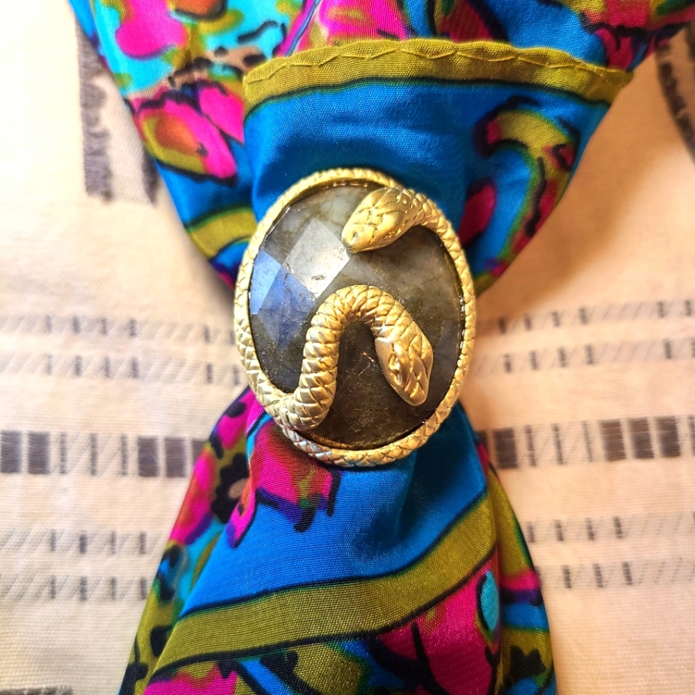 NWOT Glow by Sheila Fajl Double Headed Snake Aventurine Ring
